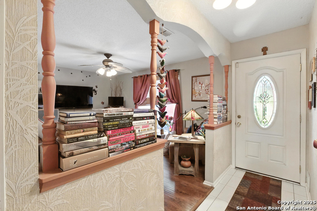 Image 6 of 24 For 6634 Peachtree