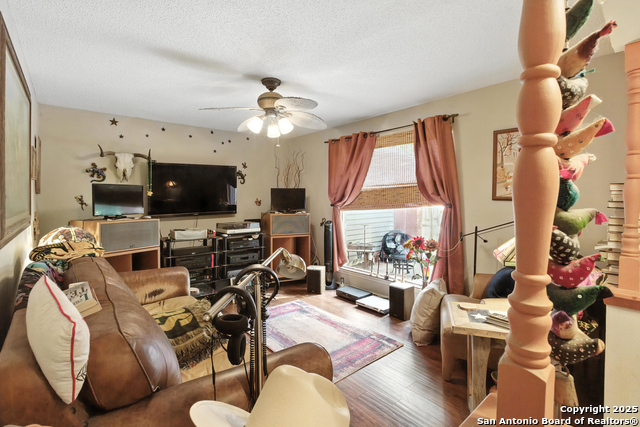 Image 7 of 24 For 6634 Peachtree