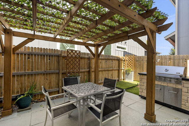 Image 3 of 38 For 7934 Teak Ln