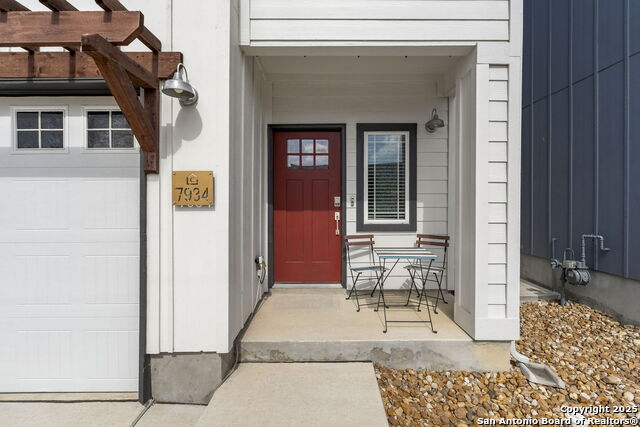 Image 7 of 38 For 7934 Teak Ln