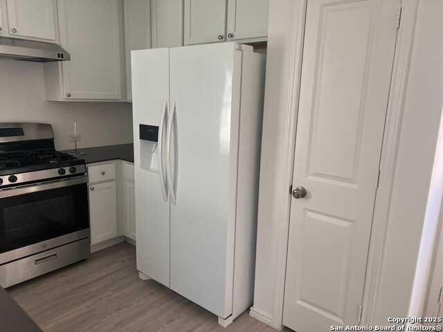 Image 4 of 16 For 5221 Monarch Bend