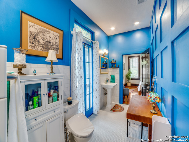 Image 18 of 29 For 1244 Virginia Boulevard