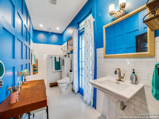 Image 19 of 29 For 1244 Virginia Boulevard