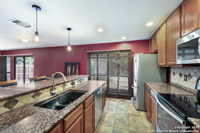 Image 12 of 24 For 6010 Merrimac Cove