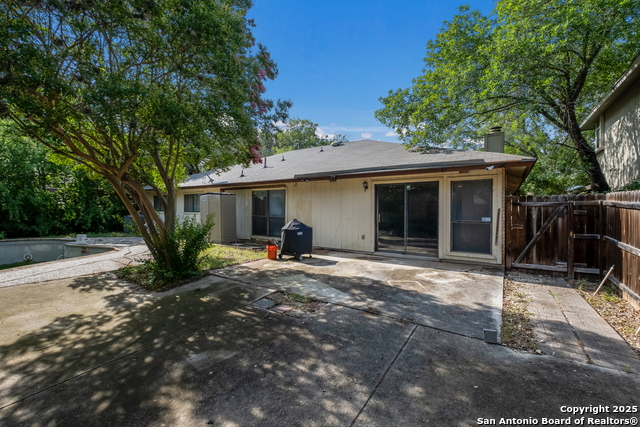 Image 20 of 24 For 6010 Merrimac Cove