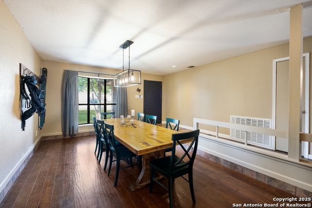 Image 4 of 24 For 6010 Merrimac Cove