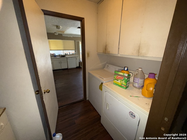Image 13 of 23 For 2802 Lakebriar