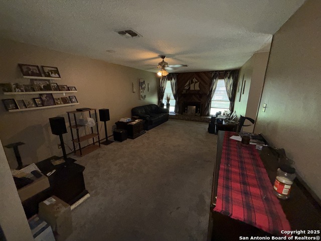 Image 18 of 23 For 2802 Lakebriar