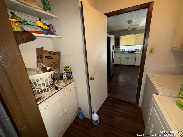 Image 22 of 23 For 2802 Lakebriar