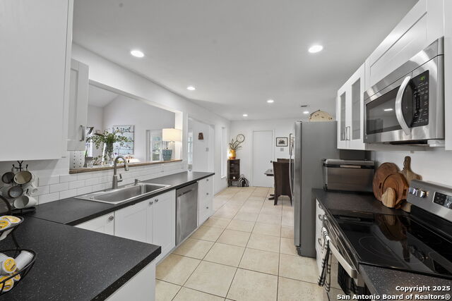 Image 11 of 48 For 6330 Meadow Haven