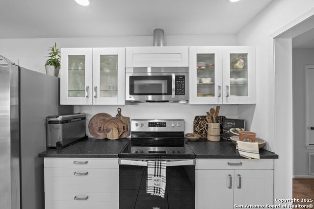 Image 12 of 48 For 6330 Meadow Haven