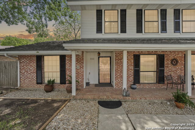 Image 4 of 48 For 6330 Meadow Haven