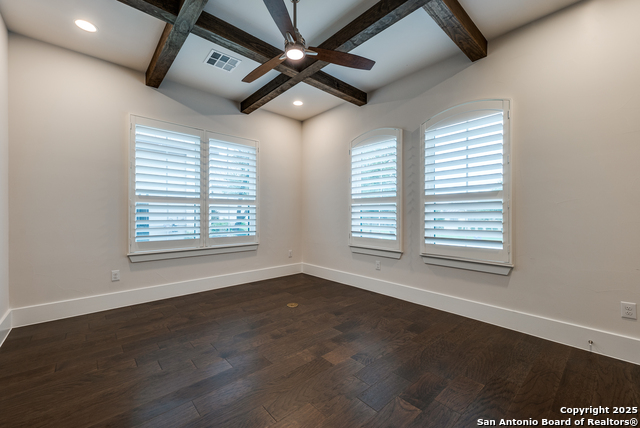 Listing photo id 13 for 3826 Luz Del Faro