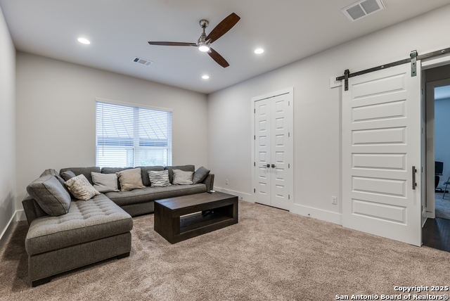 Listing photo id 15 for 3826 Luz Del Faro