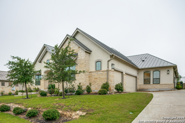 Listing photo id 1 for 3826 Luz Del Faro
