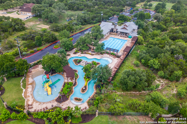 Listing photo id 37 for 3826 Luz Del Faro