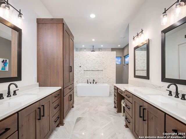 Listing photo id 26 for 764 West Ansley Frst Street