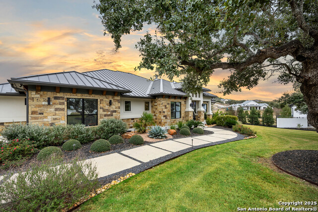 Listing photo id 1 for 764 West Ansley Frst Street