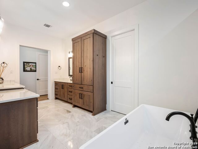 Listing photo id 28 for 764 West Ansley Frst Street