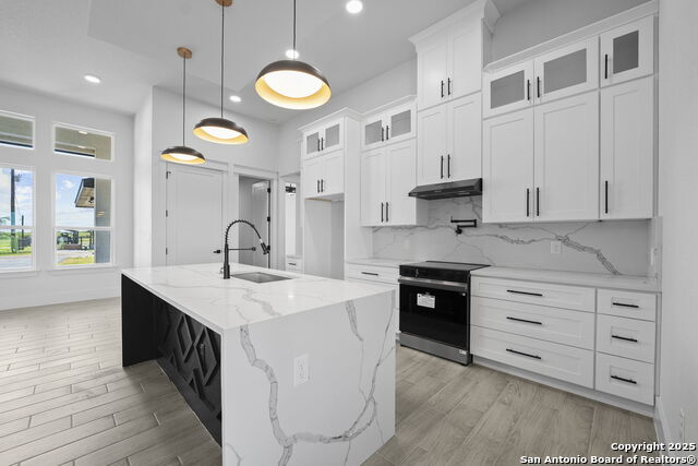 Listing photo id 19 for 113 Hidden Cove