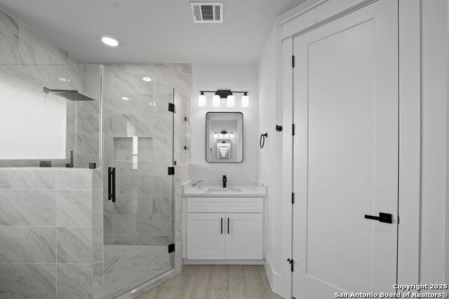 Listing photo id 30 for 113 Hidden Cove