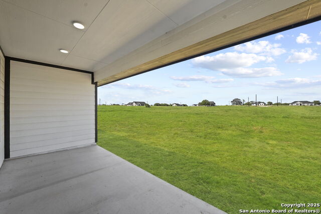 Listing photo id 37 for 113 Hidden Cove
