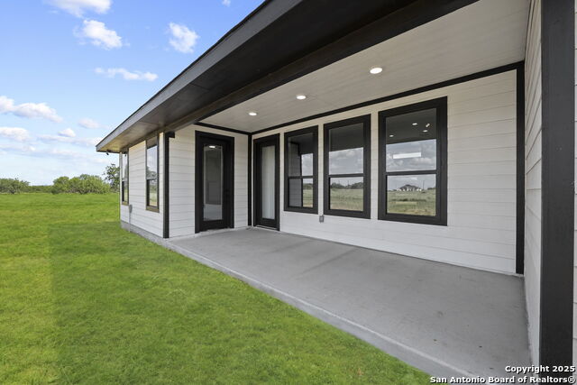 Listing photo id 39 for 113 Hidden Cove