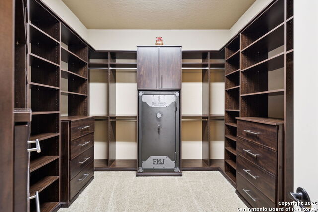 Image 31 of 65 For 25226 Estancia Circle