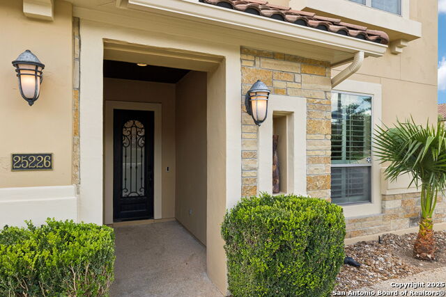Image 4 of 65 For 25226 Estancia Circle
