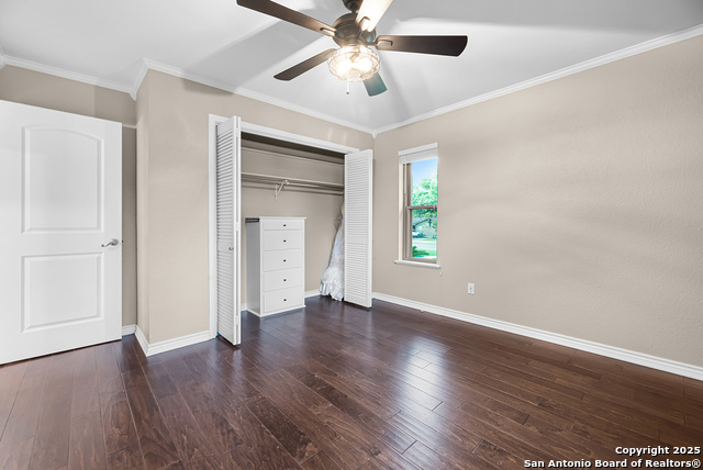 Image 29 of 42 For 221 Tanglewood W