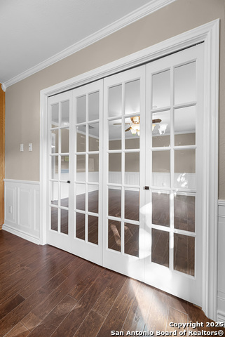 Image 4 of 42 For 221 Tanglewood W
