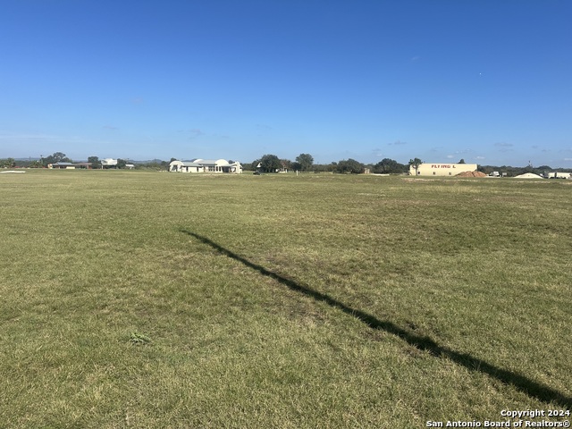 Listing photo id 7 for 000 Flying L Dr.