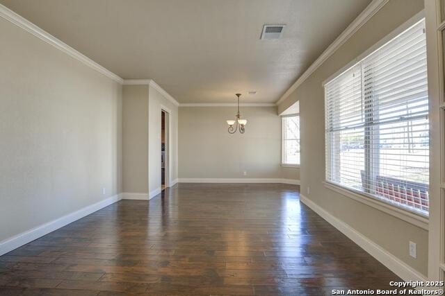 Image 4 of 42 For 154 Sprucewood