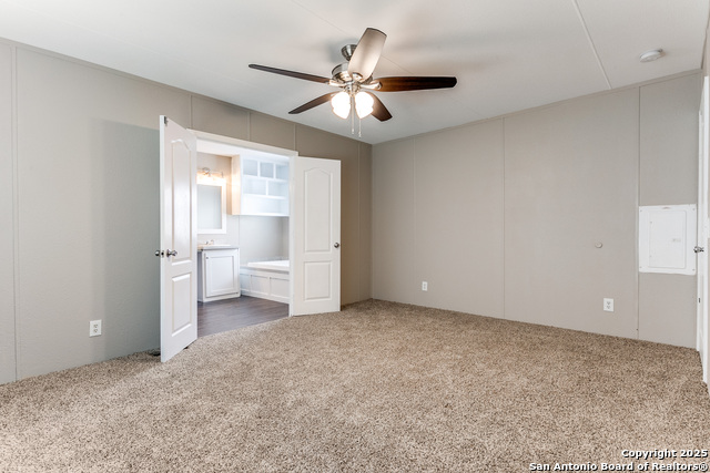 Image 12 of 25 For 7151 Woodlake Pkwy  271