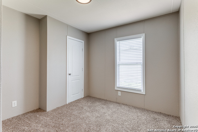 Image 18 of 25 For 7151 Woodlake Pkwy  271