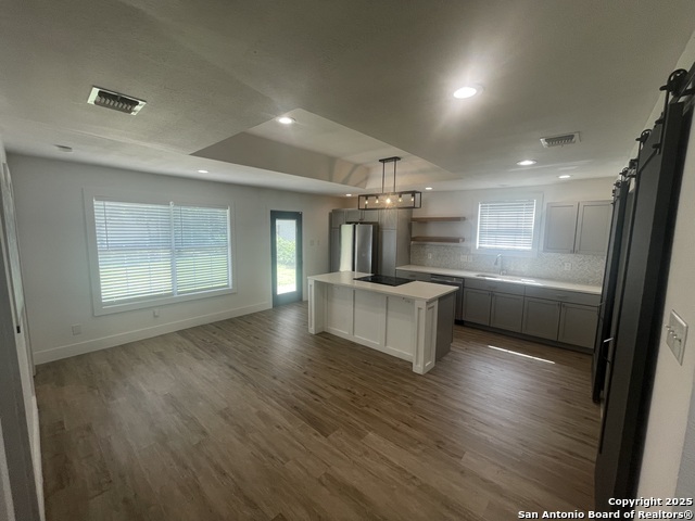Image 3 of 19 For 127 Furnish  