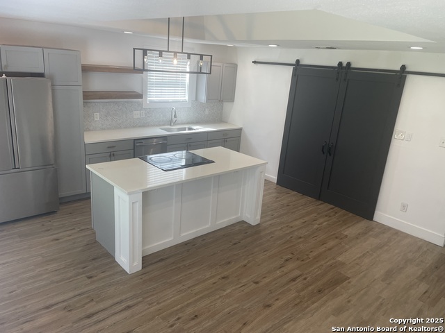 Image 5 of 19 For 127 Furnish  