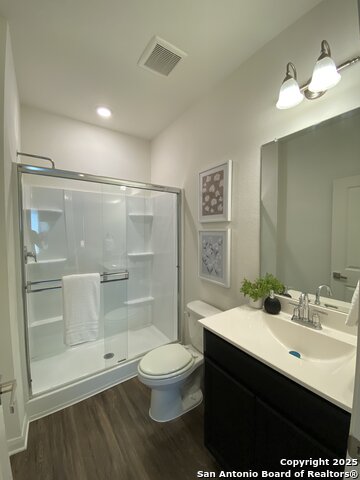 Image 11 of 26 For 5407 Malakoff Dr