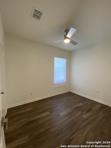 Image 17 of 26 For 5407 Malakoff Dr