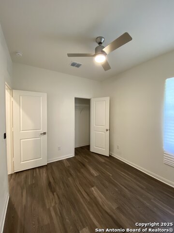 Image 18 of 26 For 5407 Malakoff Dr