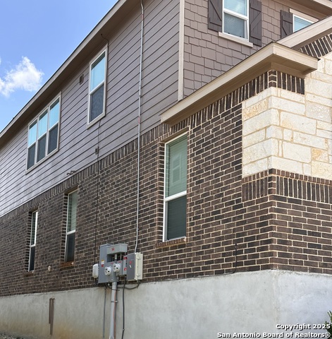 Image 3 of 34 For 15222 Sirius Circle