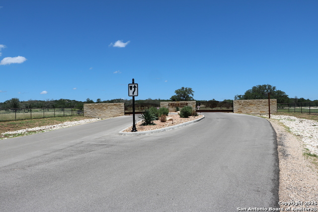 Image 8 of 8 For 25 Seep Springs