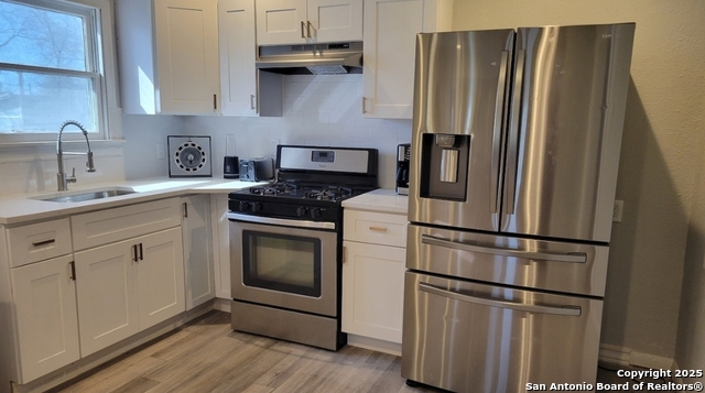 Image 19 of 29 For 725 Aransas  