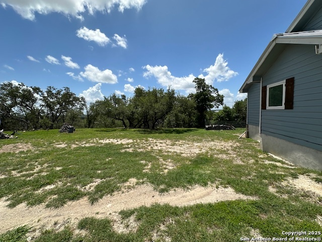 Image 32 of 43 For 811 Hillside Dr.
