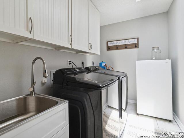 Image 23 of 30 For 17422 Sapphire Rim Dr