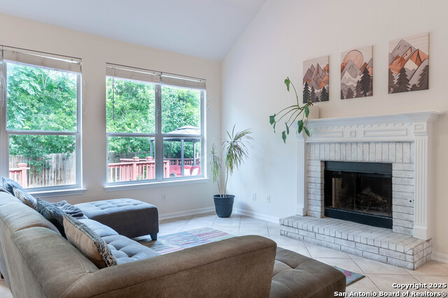 Image 7 of 39 For 8418 Branch Hollow