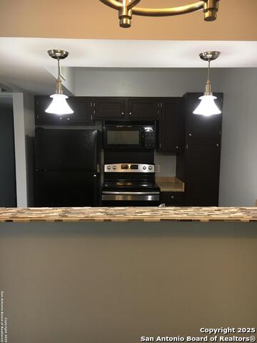 Image 2 of 17 For 8702 Village  1206