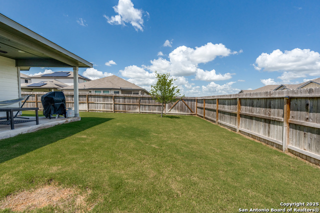 Image 22 of 25 For 1295 William Crest