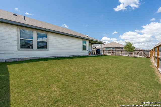 Image 24 of 25 For 1295 William Crest