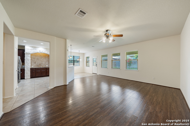 Image 8 of 36 For 2118 Pecan  